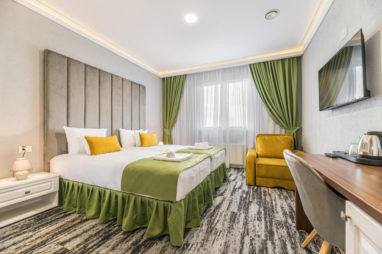Stejarii Resort Ineu  Экстерьер фото