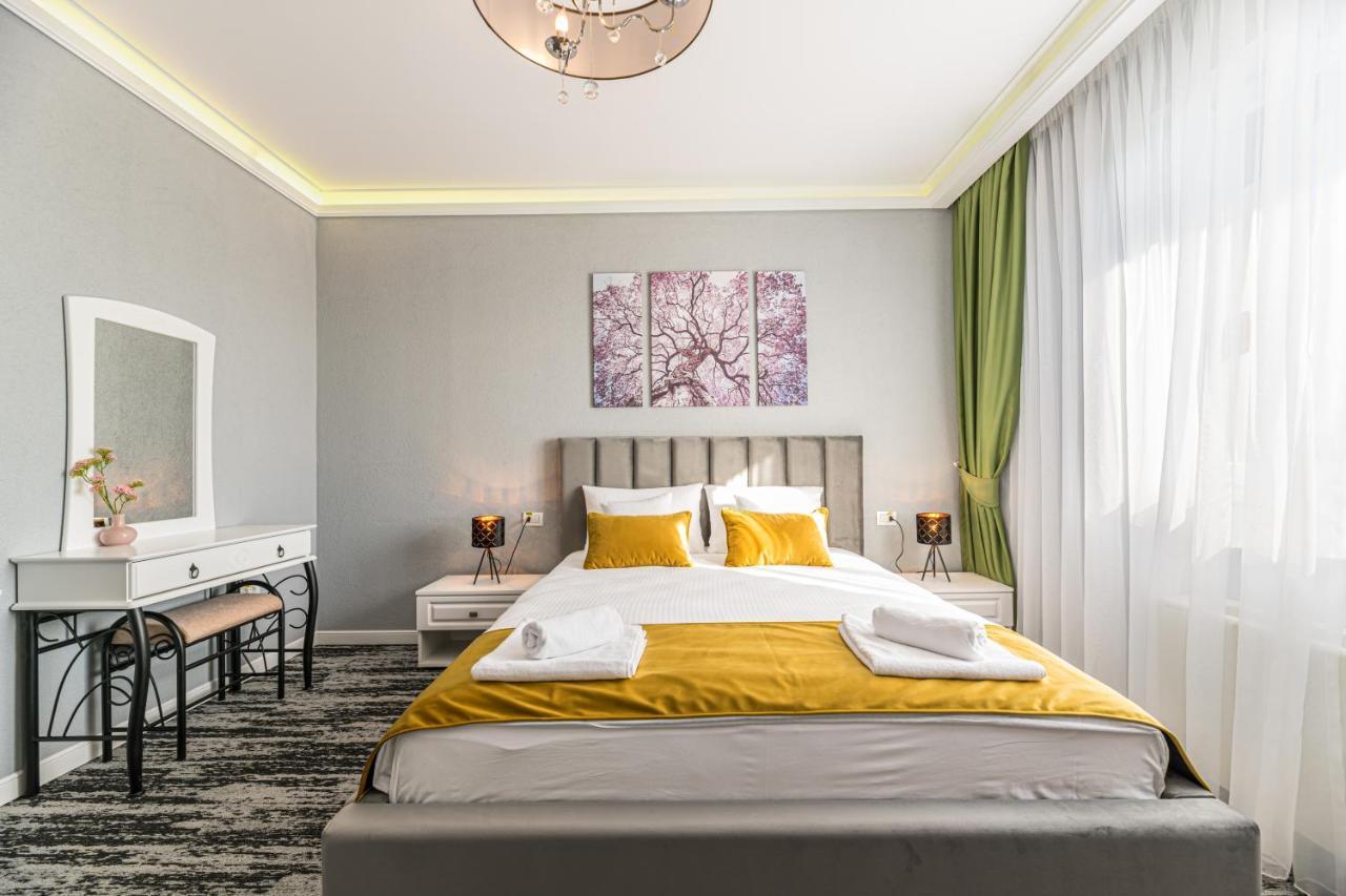 Stejarii Resort Ineu  Экстерьер фото