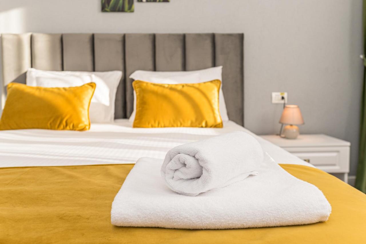 Stejarii Resort Ineu  Экстерьер фото